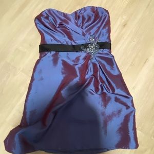 Cute purple dress- strapless w/ attachable straps